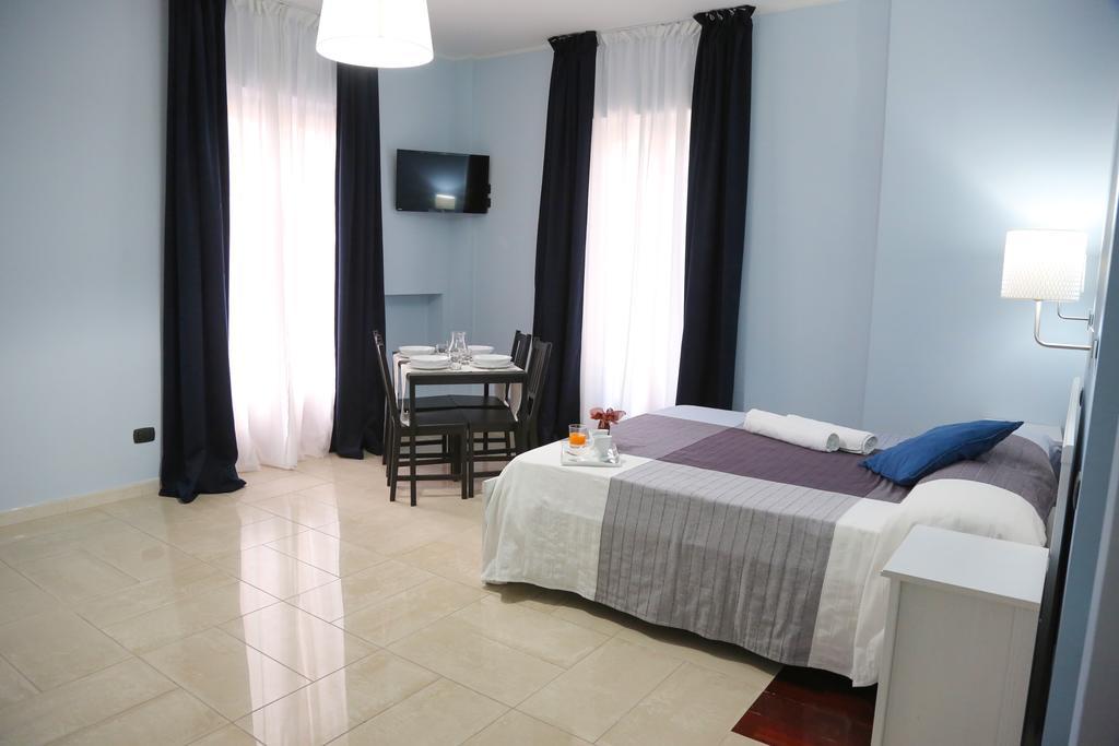 Napolitano Palace Margherita Di Savoia Extérieur photo