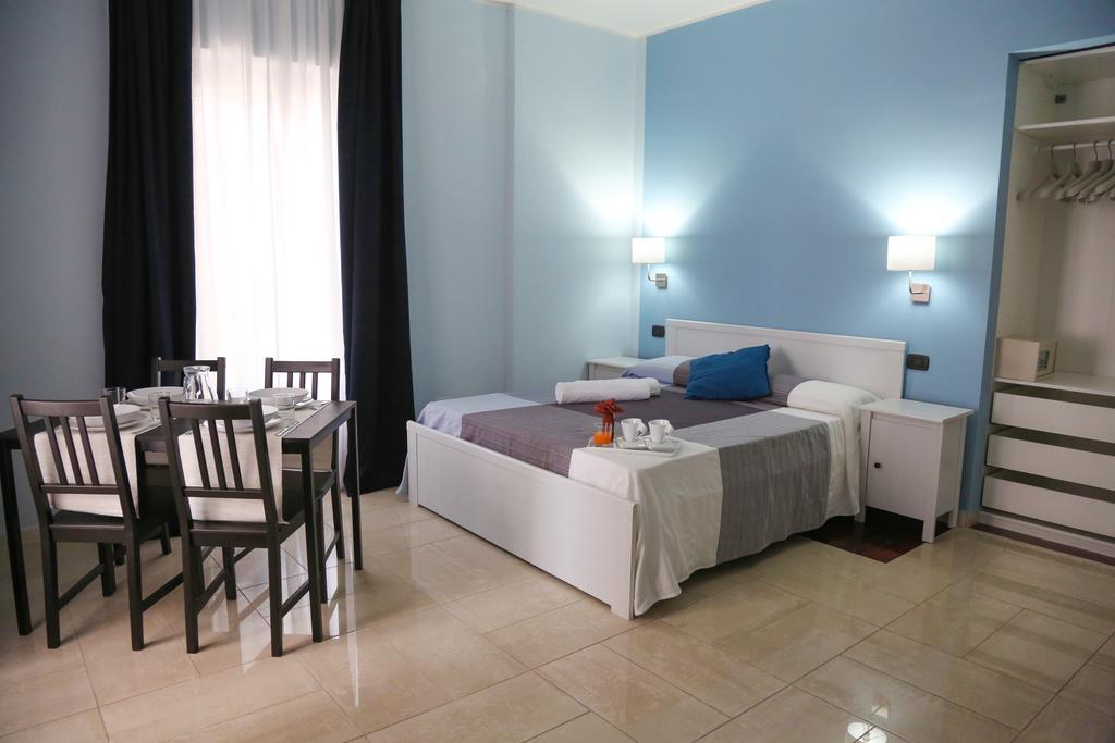 Napolitano Palace Margherita Di Savoia Extérieur photo